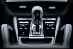 Porsche Cayenne Coupe 2020 года (JP)